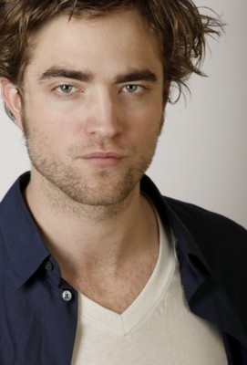Robert Pattinson Poster 1525220
