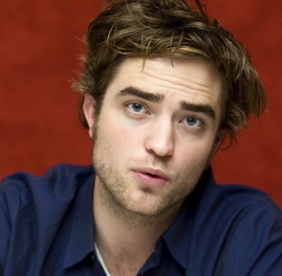 Robert Pattinson Poster 1525238