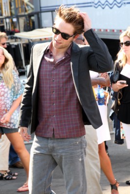 Robert Pattinson Poster 1525245