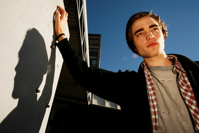 Robert Pattinson Poster 2201136