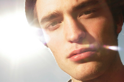 Robert Pattinson Poster 2201141