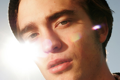 Robert Pattinson Poster 2218632