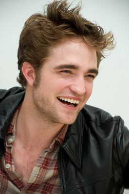 Robert Pattinson Poster 2233041