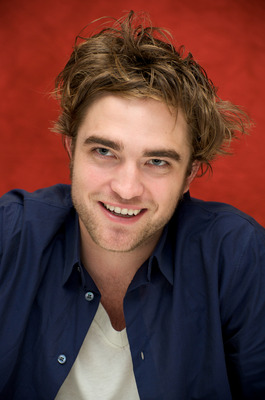 Robert Pattinson Poster 2233046