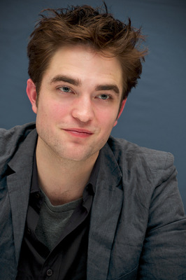 Robert Pattinson Poster 2244487