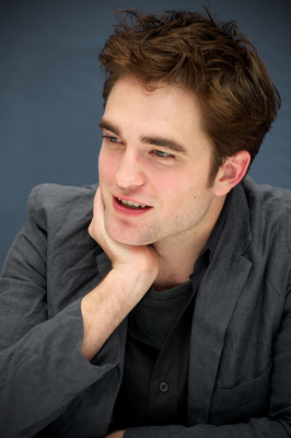 Robert Pattinson Poster 2244495