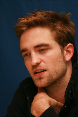 Robert Pattinson Poster 2244497