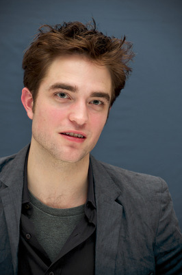 Robert Pattinson Poster 2244505