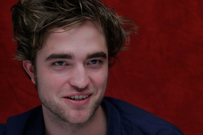 Robert Pattinson Poster 2252260