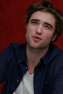 Robert Pattinson Poster 2252263
