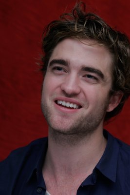 Robert Pattinson Poster 2252293