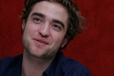 Robert Pattinson Poster 2252296