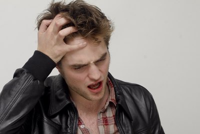 Robert Pattinson Poster 2288206