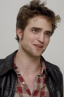 Robert Pattinson Poster 2288219