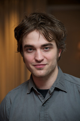 Robert Pattinson Poster 2288221