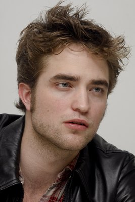 Robert Pattinson Poster 2288244