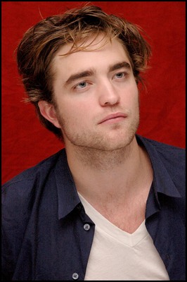 Robert Pattinson Poster 2288269