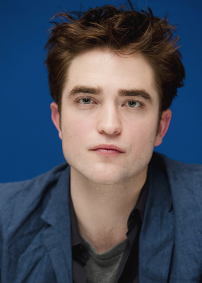 Robert Pattinson Poster 2309302