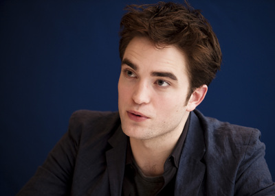 Robert Pattinson Poster 2309309