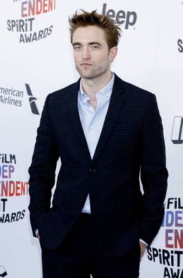 Robert Pattinson Poster 3178499