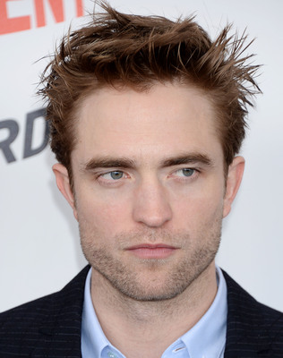 Robert Pattinson Poster 3178665