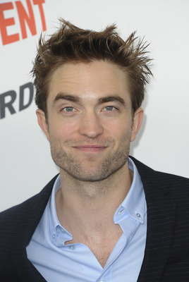 Robert Pattinson Poster 3178692