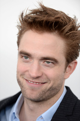 Robert Pattinson Poster 3178694