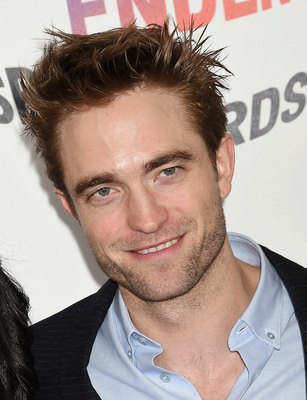 Robert Pattinson Poster 3178735
