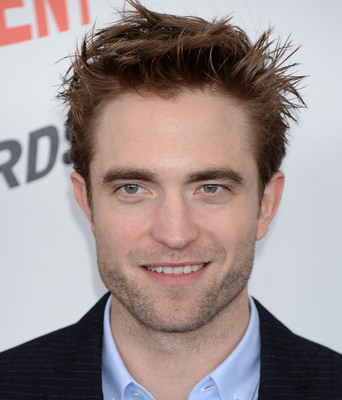Robert Pattinson Poster 3178825