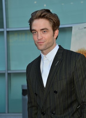 Robert Pattinson Poster 3318479