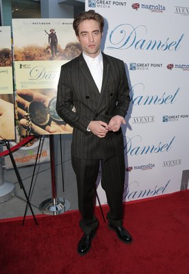 Robert Pattinson Poster 3318489