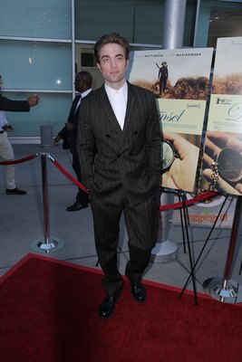 Robert Pattinson Poster 3318491