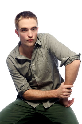 Robert Pattinson Poster 3660494