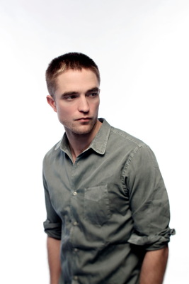 Robert Pattinson Poster 3660504