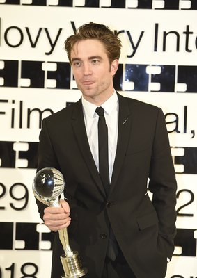 Robert Pattinson Poster 3752846