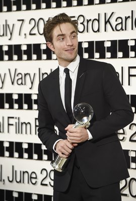 Robert Pattinson Poster 3752850