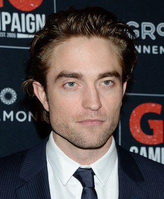 Robert Pattinson Poster 3763352
