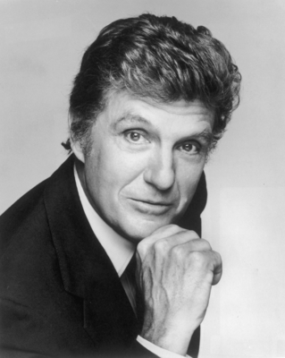 Robert Stack Poster 2687889