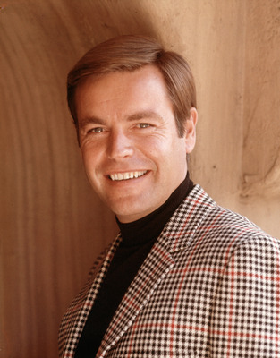 Robert Wagner Poster 2607048