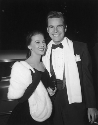 Robert Wagner Poster 2692859