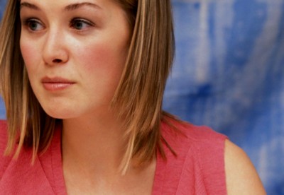 Rosamund Pike Poster 1456574