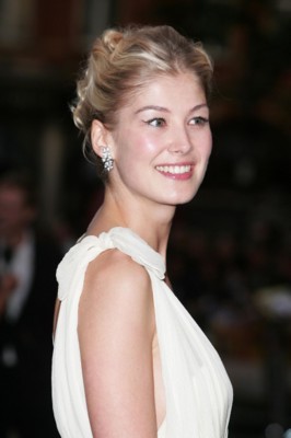 Rosamund Pike Poster 1479027
