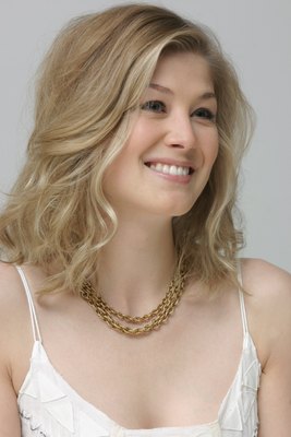 Rosamund Pike Poster 2228734