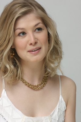 Rosamund Pike Poster 2228743