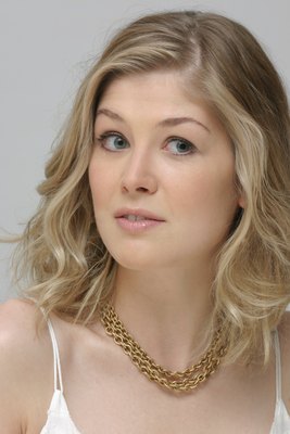 Rosamund Pike Poster 2228750
