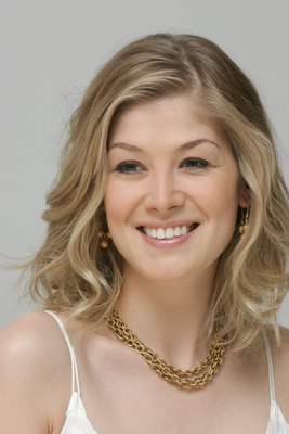 Rosamund Pike Poster 2228751