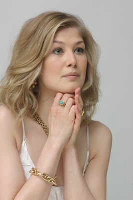 Rosamund Pike Poster 2228757