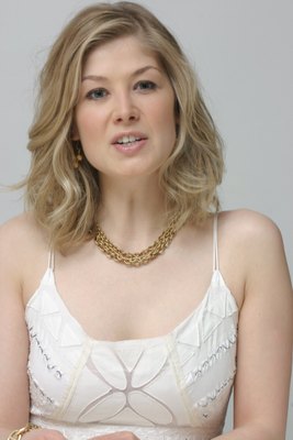 Rosamund Pike Poster 2228758