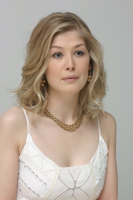 Rosamund Pike Poster 2228760