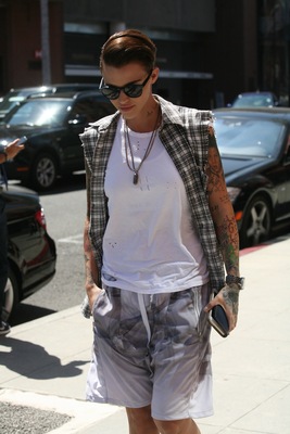 Ruby Rose Poster 2694331